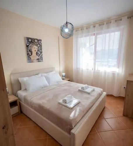 Center With Balcony * Durrës