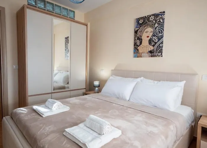 Center With Balcony * Durrës