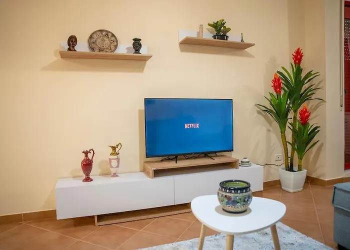 Center With Balcony Apartament Durrës