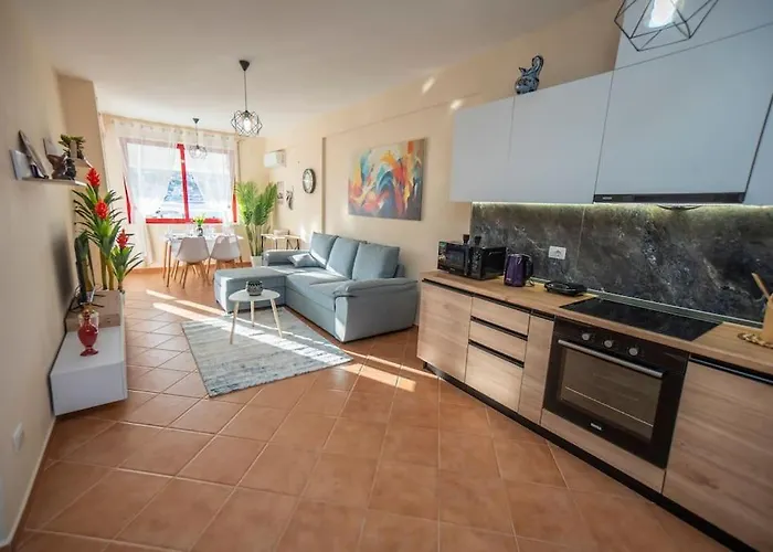 Apartament Center With Balcony